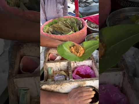 "लालबाग का मटर खस्ता – सिर्फ ₹20 में स्वाद लखनऊ वाला! 😋💚सस्ता भी, मस्त भी!"#food #shorts #viral