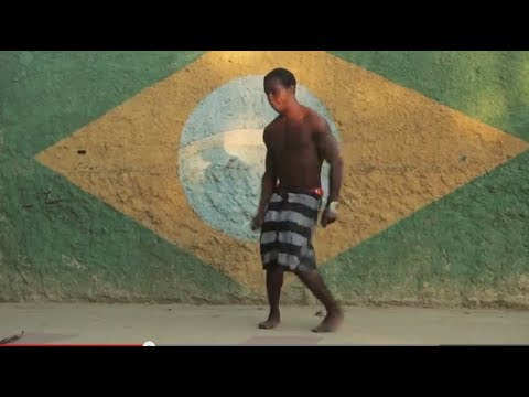 Dimitri Vegas & Like Mike, Diplo & Fatboy Slim (Ft. Bonde Do Role & Pin) - Eparrei  (Official Video) - UCxmNWF8fQ4miqfGs84dFVrg