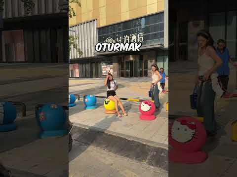 Kızgın Tavaya Oturmuş Gibi Zıpladı.. 🤯🥵