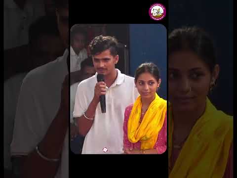 पत्नी ने पति की शिकायत की 😂 #aniruddhacharyaji #aniruddhacharyvideo