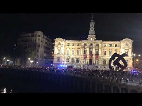 Bilbao cierra su fiesta con su tradicional encendido de Marijaia