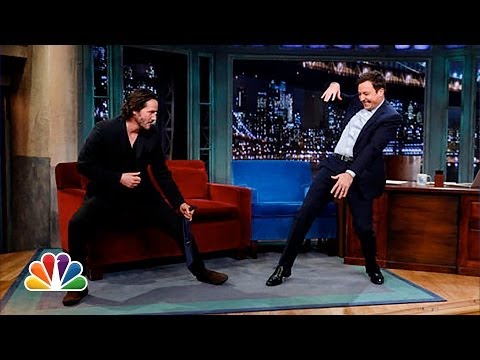 Keanu Reeves Defends Jimmy's T'ai Chi (Late Night with Jimmy Fallon) - UC8-Th83bH_thdKZDJCrn88g