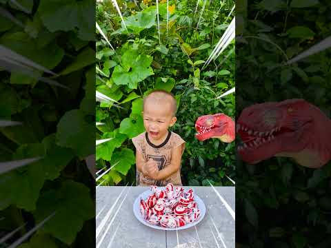 cute baby and dinosaur! p59 🦖🤣👶