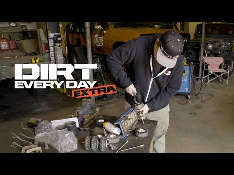 Monster Truck Axle Swap - Dirt Every Day Extra