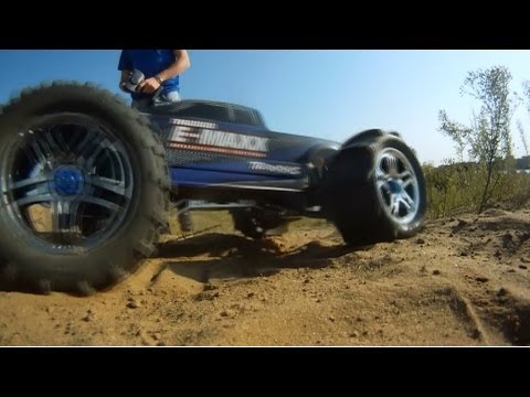 Traxxas E-maxx Brushless mamba monster, Rustler VXL racing, jumps - UCX2-frpuBe3e99K7lDQxT7Q