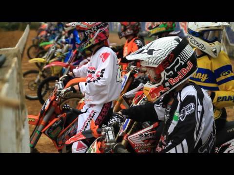 Red Bull Dirt Rats - "sun, dirt, motox" - Season 2 Episode 3 - UCblfuW_4rakIf2h6aqANefA