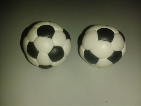 Bola de Futebol em pasta de açúcar | How to make a football in fondant