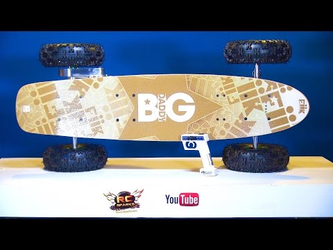 RC ADVENTURES - Unboxing a FiiK BiG DADDY Offroad Electric Radio Controlled Skateboard - UCxcjVHL-2o3D6Q9esu05a1Q