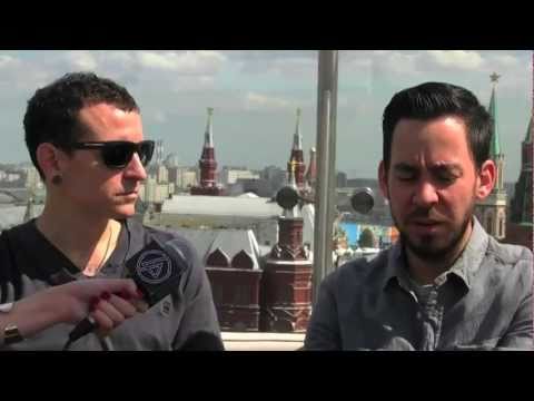 Red Carpet Correspondent at the World Premiere of Transformers 3 | Linkin Park - UCZU9T1ceaOgwfLRq7OKFU4Q