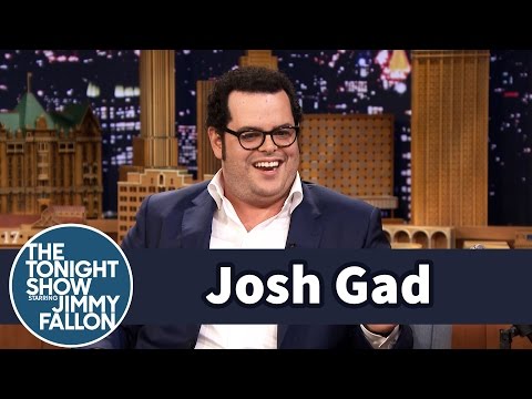 Josh Gad's Daughter Is Possessed by Frozen's Elsa - UC8-Th83bH_thdKZDJCrn88g