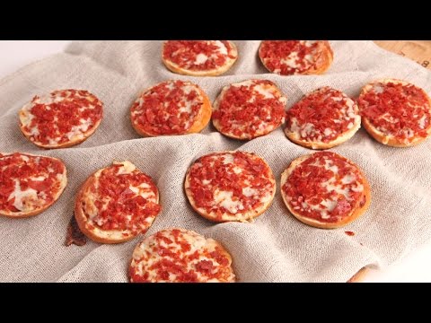 Bagel Bites | Episode 1055 - UCNbngWUqL2eqRw12yAwcICg