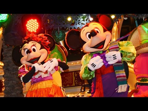 Disney ¡Viva Navidad! Holiday Street Party with Mickey, Minnie & Three Caballeros, Disneyland DCA - UCe-gHr2O_LP7t0YJYHZQZlg