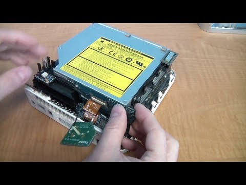 Mac Mini Core Duo - How to disassemble and upgrade Memory and Hard Drive A1176 - UC8uT9cgJorJPWu7ITLGo9Ww