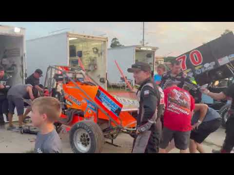 JARED HORTSMAN I-96 REBUILD TIMELAPSE | 45 MINUTES FROM DESTROYED TO RUNNING THE B-MAIN - dirt track racing video image