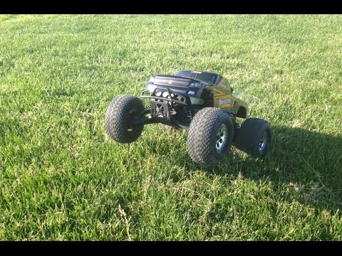 Six Tanks in my New HPI 1/8 Savage Octane and going Strong - UCNtXmuevdSsl2_xscdGJMhQ