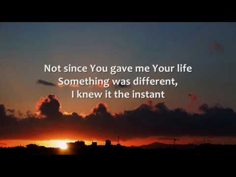 Brandon Heath - The Light in Me - Lyrics - UCJkAZznAj7Zfa-ZlLIutI1A