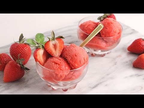 How to Make Strawberry Sorbet | Episode 1067 - UCNbngWUqL2eqRw12yAwcICg