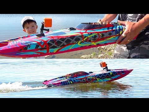 HYDROPLANiNG a HiGH-SPEED CATAMARAN! Playing w/ a Traxxas DCB M41 PARTY BOAT | RC ADVENTURES - UCxcjVHL-2o3D6Q9esu05a1Q