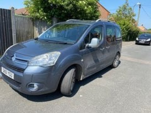 Установка времени на часах Citroën Berlingo: пошаговая инструкция