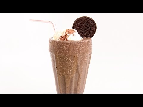 Oreo Milkshake Recipe - Laura Vitale - Laura in the Kitchen Episode 749 - UCNbngWUqL2eqRw12yAwcICg