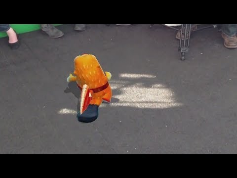 Robotic Ball Gaming System, Sphero  | TechCrunch At CES 2013 - UCCjyq_K1Xwfg8Lndy7lKMpA