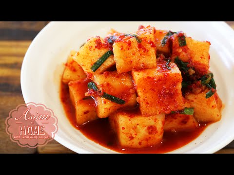 Kkakdugi : Korean Radish Kimchi Recipe - UCIvA9ZGeoR6CH2e0DZtvxzw