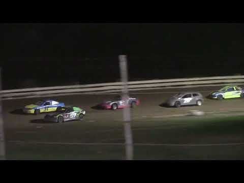Hummingbird Speedway (9-9-22): Sunny 106 Four-Cylinder Feature - dirt track racing video image