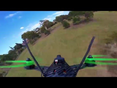 » Acro Quad Flight From A Different Perspective - UCnL5GliJo5tX31W-7cb83WQ