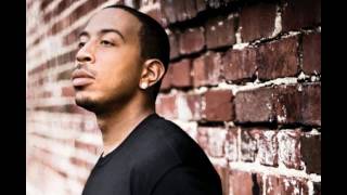 Enrique Iglesias feat. Ludacris - Tonight (Lyrics + No Shout)  ϟϟHQBassϟϟ