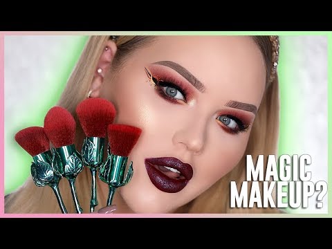 PLAYING WITH MAGIC MAKEUP?? | NikkieTutorials - UCzTKskwIc_-a0cGvCXA848Q