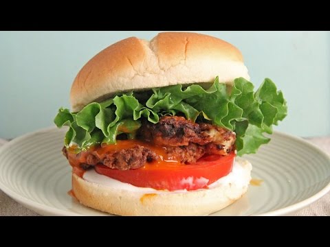 Crispy Buffalo Chicken Sandwich |  Episode 1064 - UCNbngWUqL2eqRw12yAwcICg