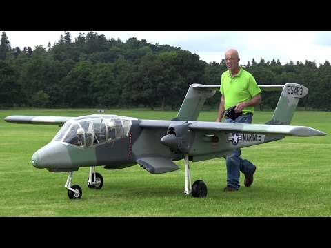 Giant  OV-10 Bronco flown by Steve Holland - UC1QF2Z_FyZTRpr9GSWRoxrA