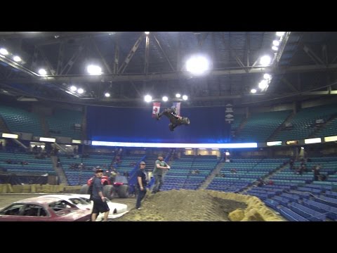 RC Bash at The Monster Trucks!! - UCn5cVaFEEHCIBGUbmrxYdeg