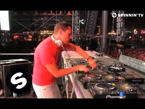 Tiësto - Maximal Crazy (Official Music Video) [HD] - UCpDJl2EmP7Oh90Vylx0dZtA