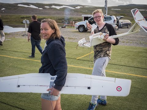 Flight Practice with Elna & Mathias - It's all about the fun - UCz3LjbB8ECrHr5_gy3MHnFw