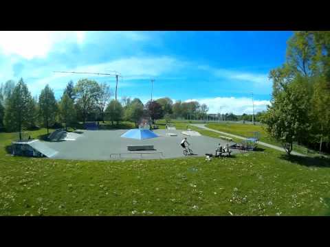 QAV250 Racing drone vs. BMX rider crash - UCRaDF3neMw_FG_QfhZ35RTg