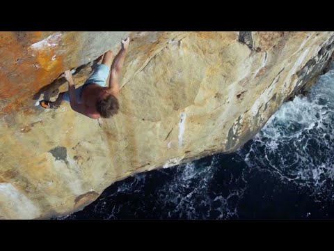 Deep Water Soloing: Climbing with the Ocean as a Safety Net - UCblfuW_4rakIf2h6aqANefA