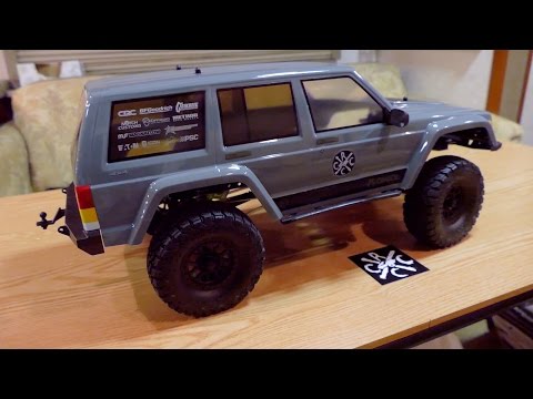 Axial SCX10 II RTR 2000 Jeep Cherokee Unboxing While On The Road - UCiqTEhDiWz1eb7exfWiy5TA