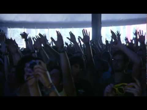 Quintino (2) at Tomorrowland 2012 - UCsN8M73DMWa8SPp5o_0IAQQ