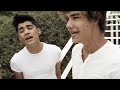 MV เพลง What Makes You Beautiful - One Direction