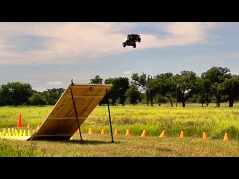 RC Battle | Dude Perfect - UCRijo3ddMTht_IHyNSNXpNQ