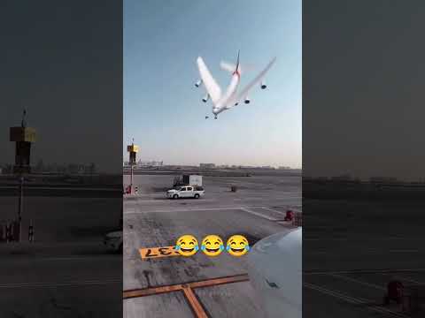 dancing airplane #shortvideo #youtube #shorts #shortsindia #funny #comedy - UCDBs8llP79FCKj0Q-iyEAmg