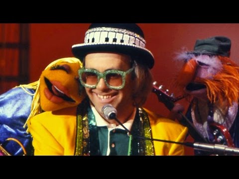 Top 10 Greatest Muppet Show Guest Stars - UCaWd5_7JhbQBe4dknZhsHJg