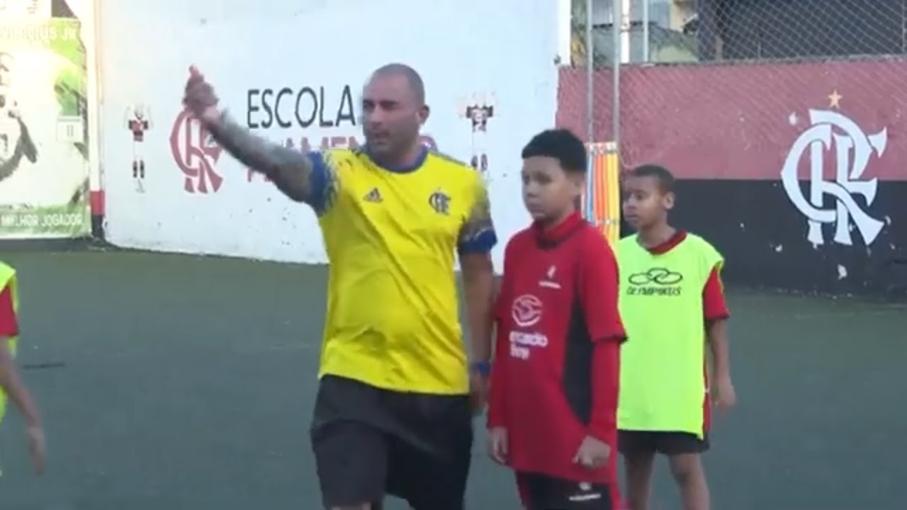 Vinícius Junior’s hometown defends its soccer hero