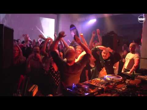 Pounding track from Sven Vath - Boiler Room Moments - UCGBpxWJr9FNOcFYA5GkKrMg