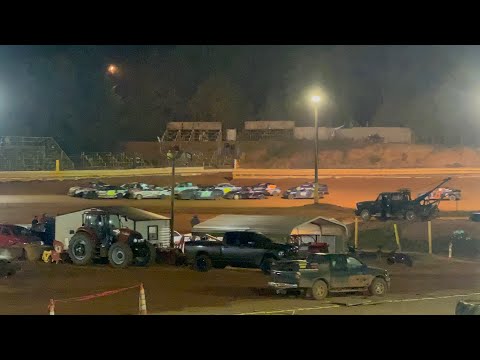10/19/2024 FWD TR Speedway - dirt track racing video image