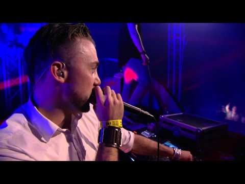 Vato Gonzalez feat. MC Tjen (1) at Tomorrowland 2012 - UCsN8M73DMWa8SPp5o_0IAQQ