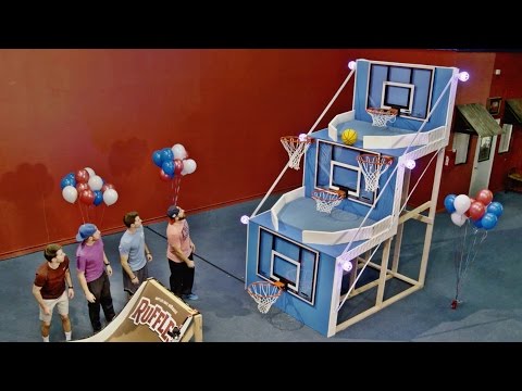 Giant Basketball Arcade Battle | Dude Perfect - UCRijo3ddMTht_IHyNSNXpNQ