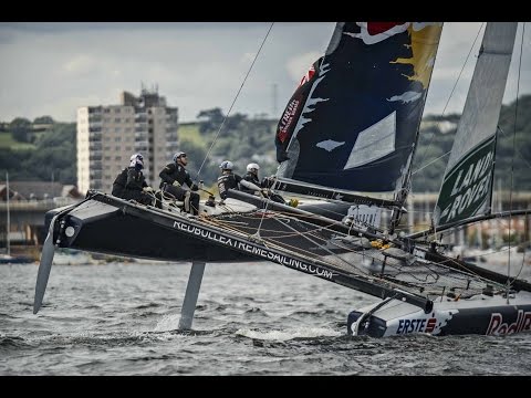 High Speed Sailing in Cardiff Bay - UCblfuW_4rakIf2h6aqANefA