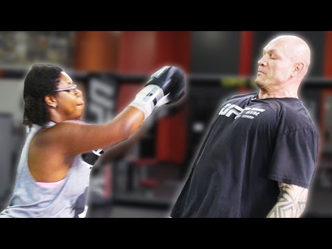 Regular People Try Punching A UFC Fighter - UCBUVGPsJzc1U8SECMgBaMFw